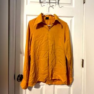 Vintage men’s 1970s long sleeve disco button down shirt